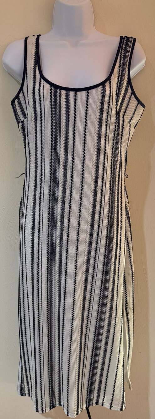 Sam Edelman Women’s Size 4 Black White Crochet Knit Striped Midi Maxi Dress